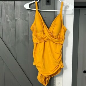 Jantzen One Piece Ruched Swim Bathing Suit